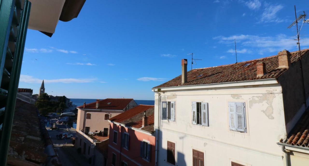 Old Town Rooms And Apartment Poreč Exteriör bild